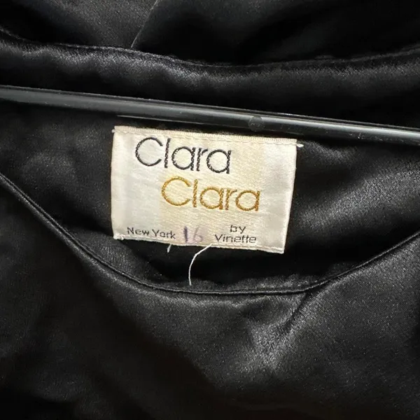Unbranded Women's Black Blouse - Image 4