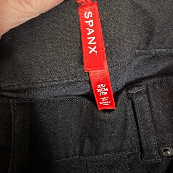 NWT Spanx Flare Jeans in Clean Black - Image 4