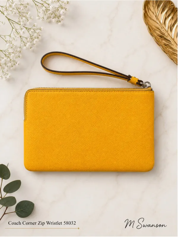 Coach Corner Zip Wristlet 58032 Yellow Crossgrain Leather EUC - Image 2