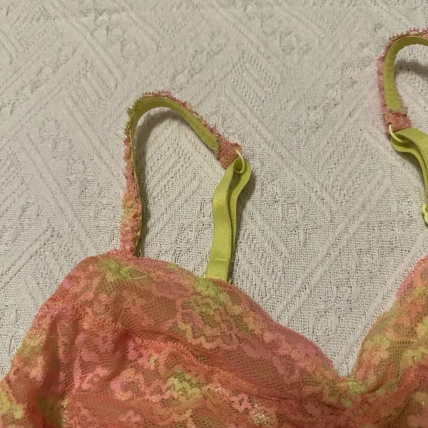 PINK Victoria’s Secret Yellow Pink Lace Bralette Women’s Sz M Medium - Image 4