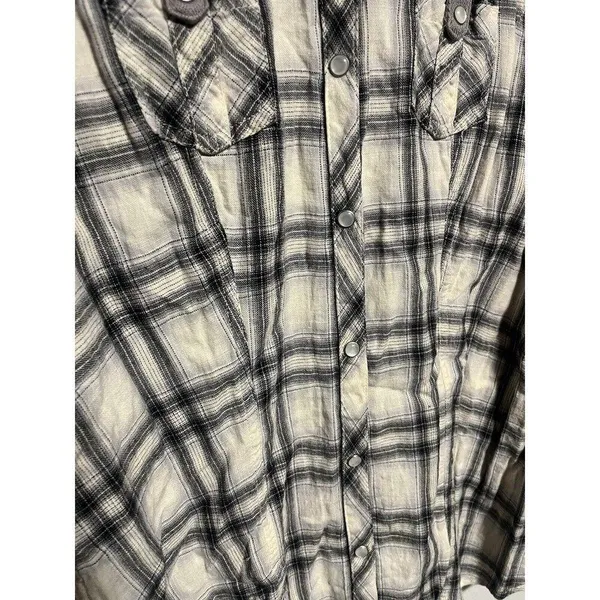 Harley Davidson Size Medium Plaid Button Down - Image 3