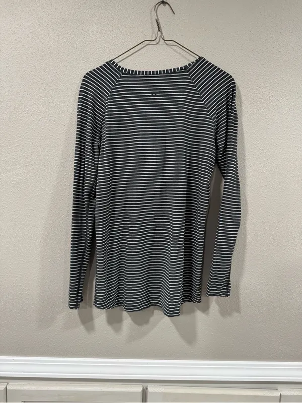 Lululemon Striped Long-Sleeve Crewneck Top - Black/White - Image 3