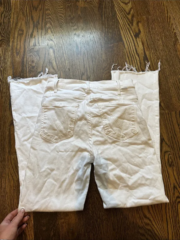 Mother The Hustler Ankle Fray High-Rise White Cropped Flare Jeans - Image 9