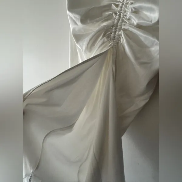Outcast Ivory White Satin Cinched Draped Skirt Adjustable‎ - Image 2