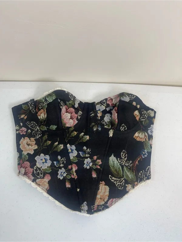 Floral Lace-Trim Black Corset Camisole - Image 2