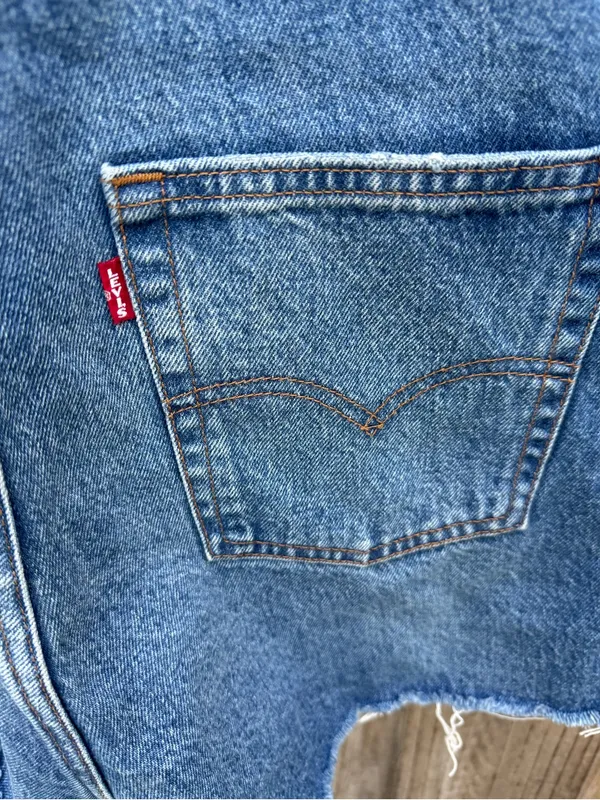 Levi’s Vintage Shortails - Image 13
