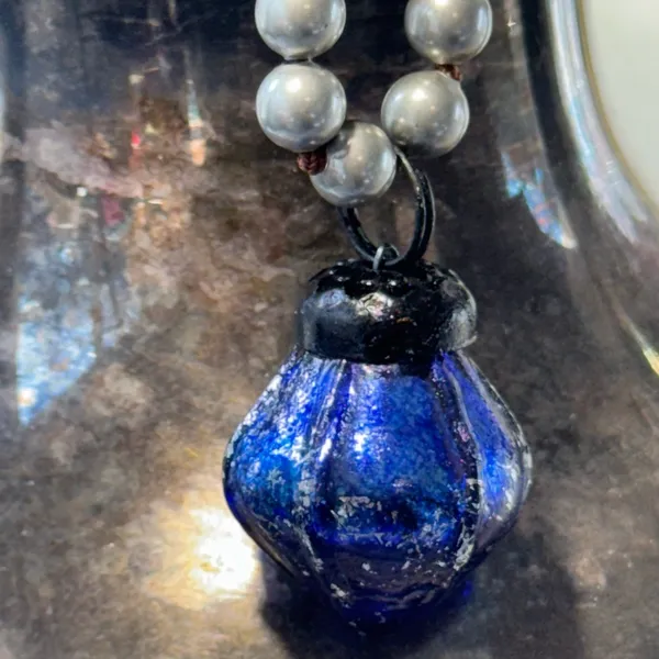 Artisan Handknotted Silver Necklace with Blue Vintage Ornament Pendant - Image 6