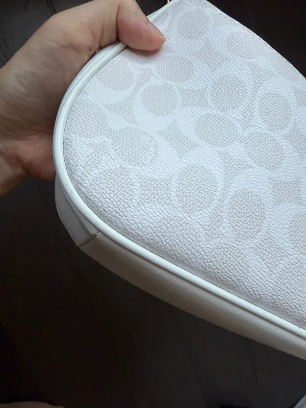 Coach white Teri shoulder bag  - Image 7