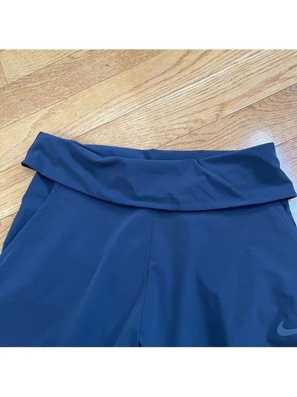 Nike Dri Fit Workout Capri Wide Leg Pants Womens Medium Black Elastic Wide Waist - Image 11