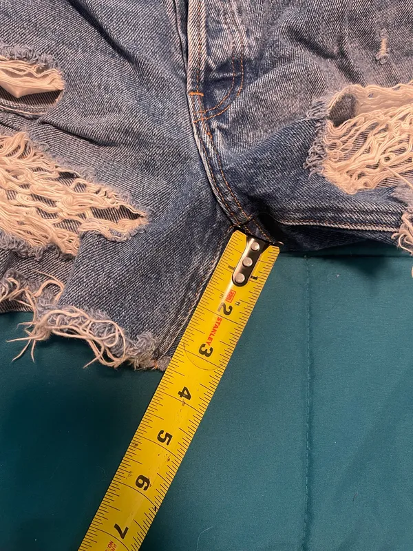 Abercrombie & fitch high rise 4” Shorts 00 - Image 2