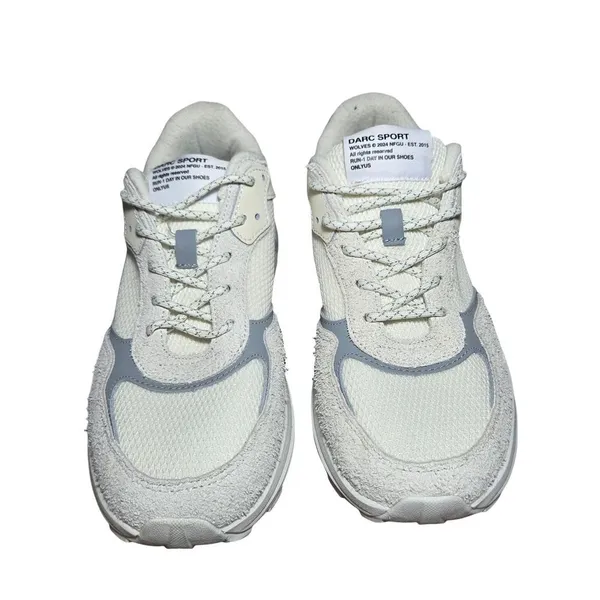 Gymshark Darc Sport White and Gray Athletic Shoes with Chunky Sole - Image 3