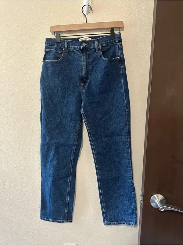 Abercrombie and Fitch the ankle straight ultra high rise medium wash 29 - Image 7