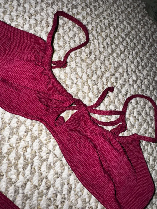 Hollister Maroon Bikini Set - Image 4