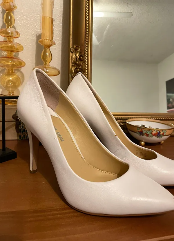Gianni Bini White Pumps - Image 2