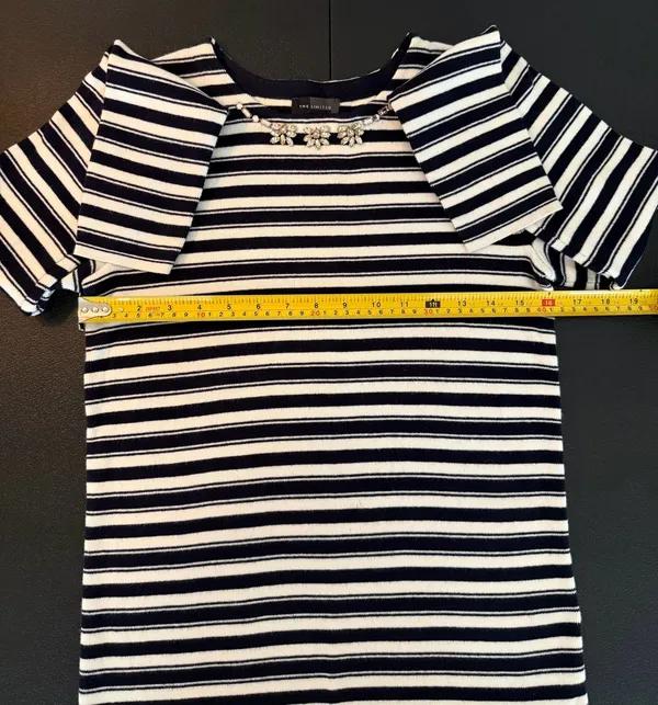 The‎ Limited Striped Embellished Sweater Size S - Image 7