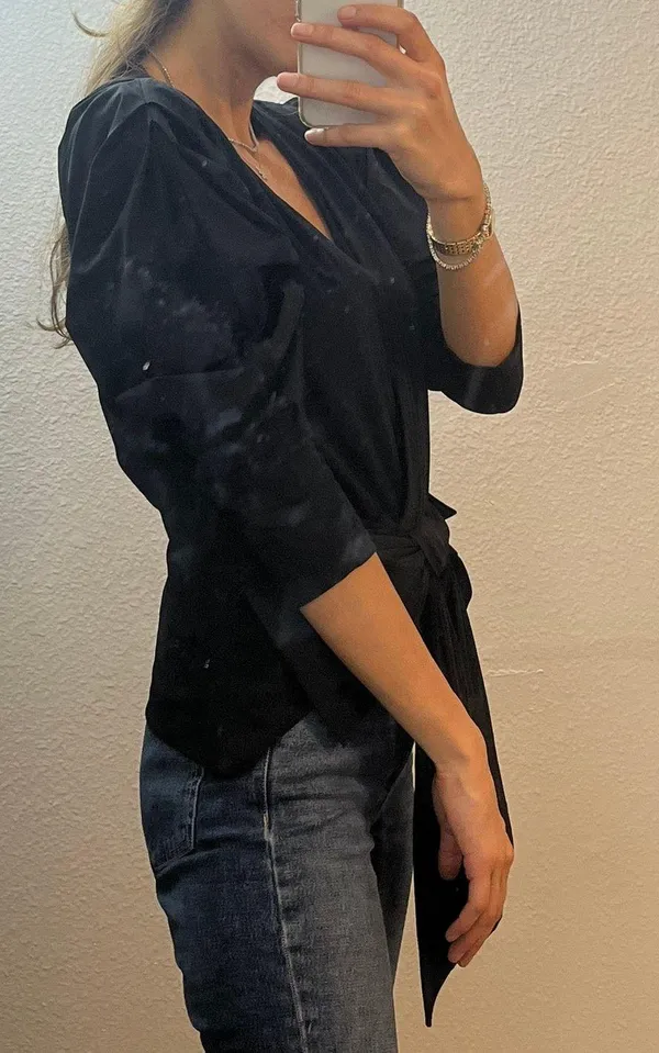 Black Shirt With Ribbon - Image 4