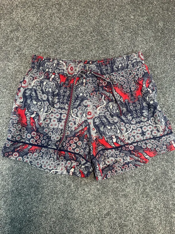 Anthropologie Red & Navy Floral Paisley Drawstring Shorts, Small - Image 3