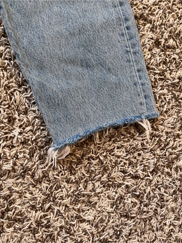 Levi’s Wedgie Straight Leg Ankle Jeans - Image 3