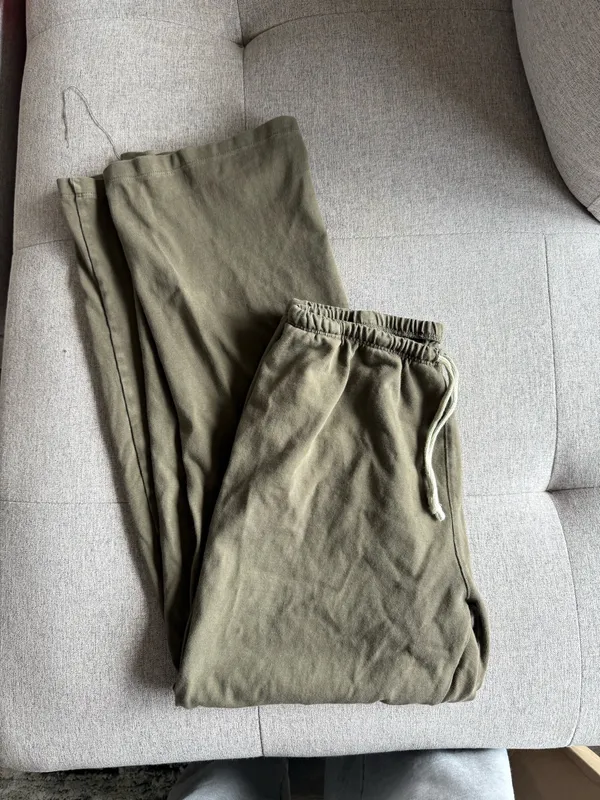 Brandy Melville Sweatpants - Image 3