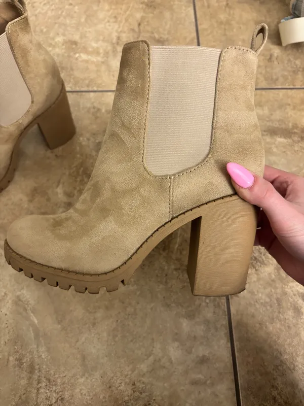 Soda Suede Boots - Image 4