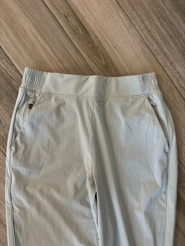 Athleta Matching Set - Image 3
