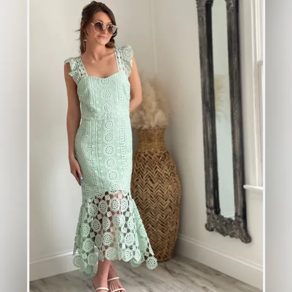 LENA | Green Trumpet Lace Fly Away With Me Maxi Dress Sz M - Image 2