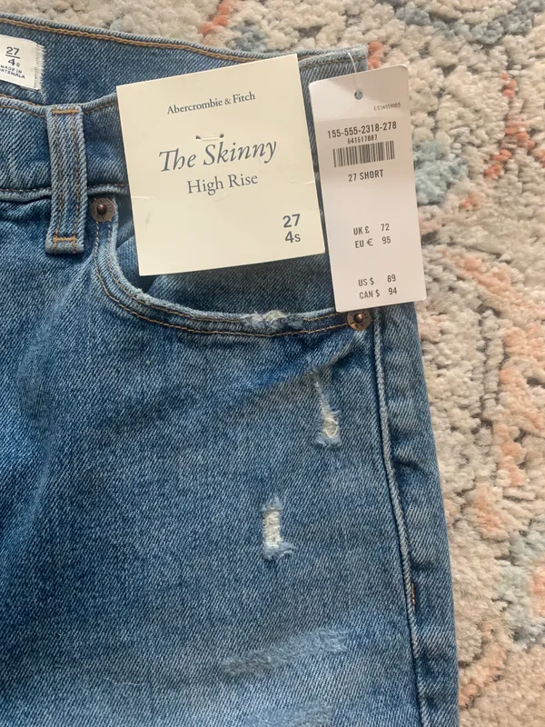Abercrombie High Rise Skinny Jeans - Image 4