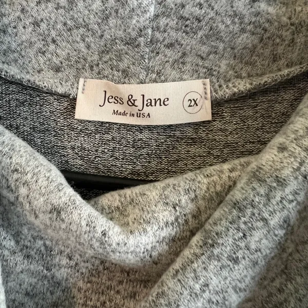 NEW Jess & Jane 2X Sweater Cowl‎ Neck Tunic Top Heather Gray Long Sleeve - Image 3