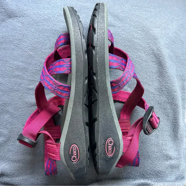 Chaco Women's Pink and Blue Sandals - Image 4