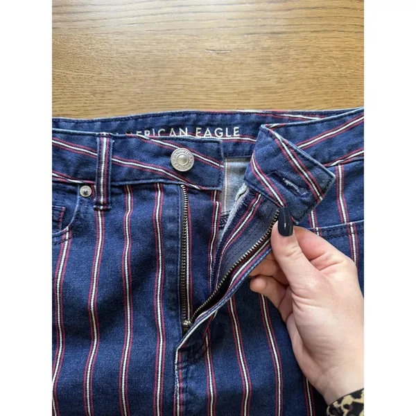 American Eagle Women Size‎ 6 Mid Rise Pinstripe Mini Jean Skirt Super Stretch - Image 6
