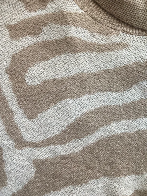 Storia Sweater - Image 6