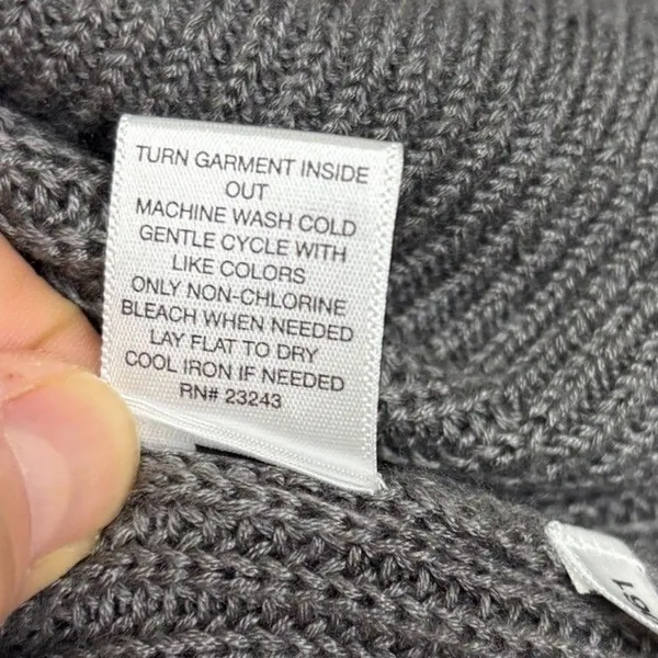 NY & Co Soho Jeans Sweater Gray Off Shoulder Cable Knit Boho Minimalist Casual M - Image 8