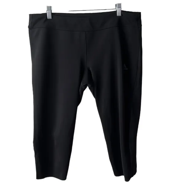 ADIDAS Climacool Workout Capri Tights 
Size XL - Image 2