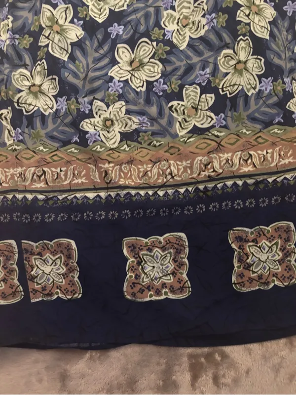 Sag Harbor Petite Pencil Skirt Women’s Size M Navy Floral with Border Print - Image 2