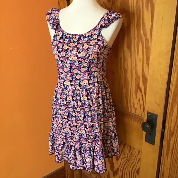 Bright Floral Feminine Ruffled Sun Dress - Image 9
