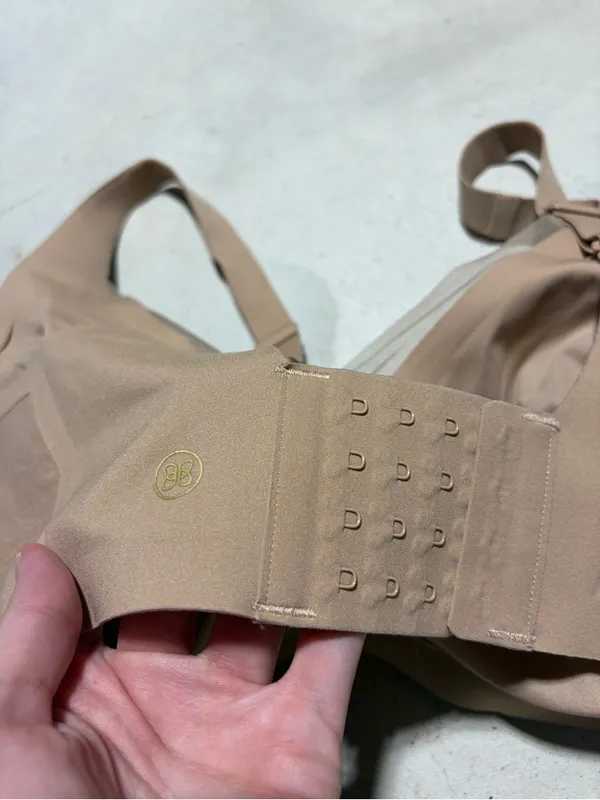 Honeylove nude wireless bra 36DDD(F)/G Size undefined - Image 6