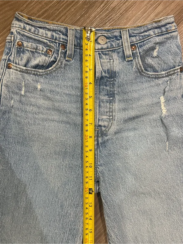 Levi’s Premium Ribcage Straight Ankle Jeans 26 Samba Done Distressed $108 - Image 9