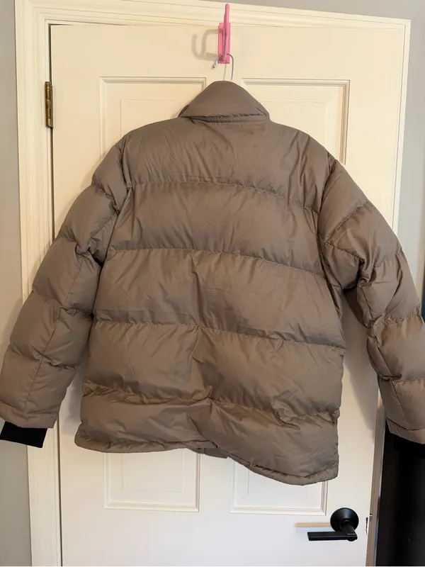 Quince Responsible Down Puffer Jacket Stone Taupe Size Large - Image 4