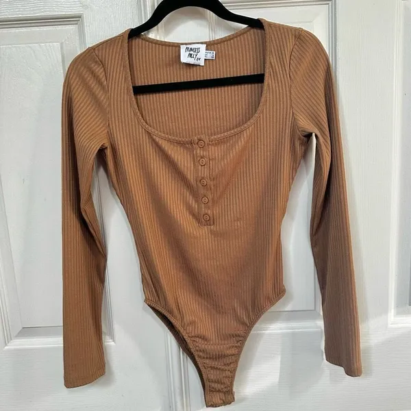 Princess Polly brown button long sleeved bodysuit - Image 4