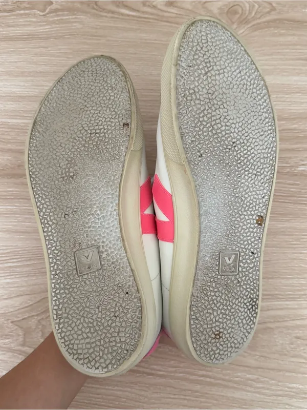 Veja Women’s 10 Esplar Low Sneakers Leather Pink White - Image 9