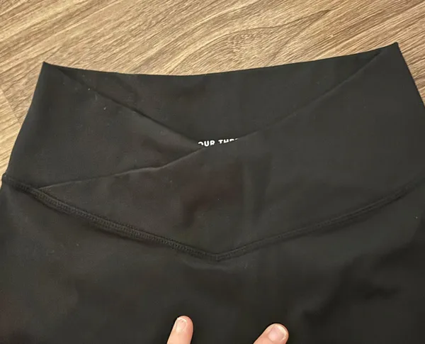 Four Three Seven Cross Waist Leggings - Image 2
