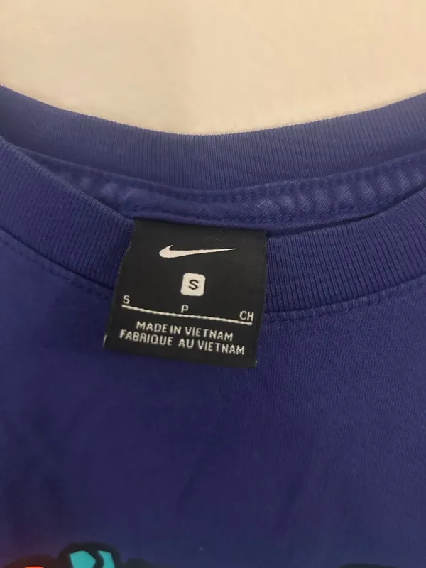 Nike Basketball Tee Graphic - Image 4