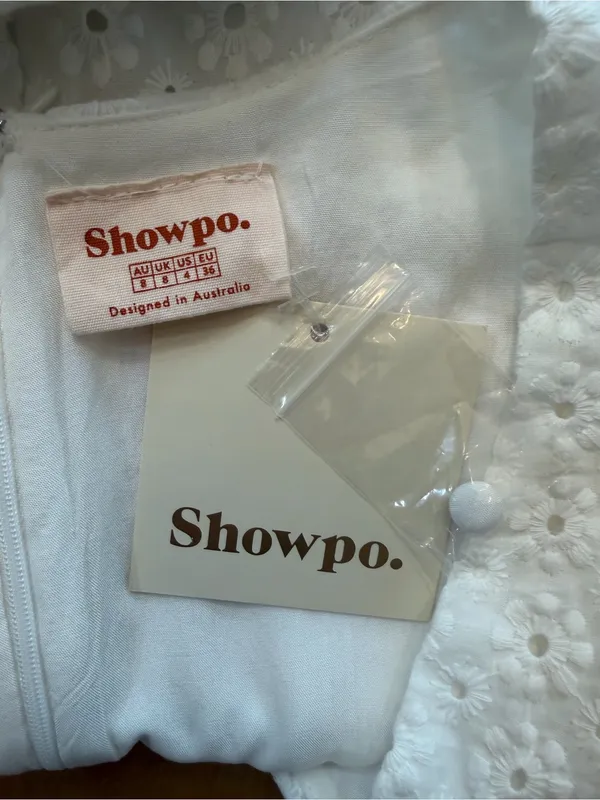 Showpo. NWT Gladys Embroidered Mini Dress with Puff Sleeves - Image 4
