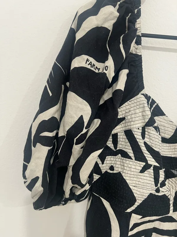 Farm Rio Black & Cream Printed Puff-Sleeve Jumpsuit Size M - Image 2