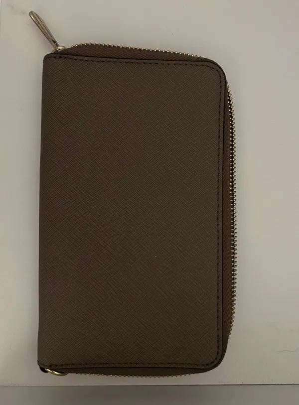 Michael Kors Wallet - Image 2