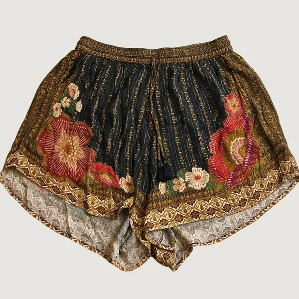 FARM Rio Women Floral Metallic Stripe Tassel Smocked Waist Shorts Black Gold XS - Image 3