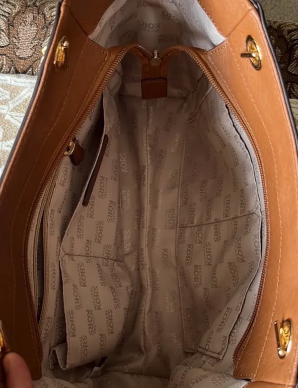 Michael Kors Bag - Image 2