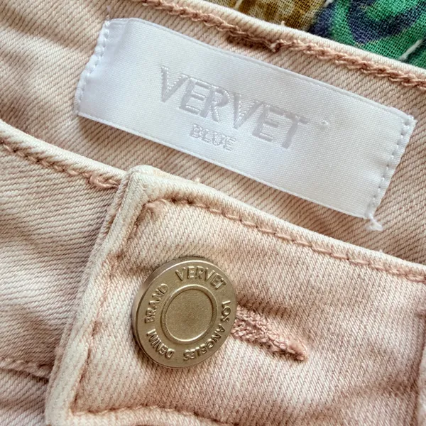 VERVET‎ Skinny High-Rise Distressed Crop Jean in Blush/Taupe, Size 27 - Image 5