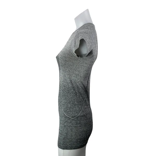Lululemon Swiftly Tech 2.0 Gray Short Sleeves Ombre Athletic Tee T-shirt Top M - Image 2