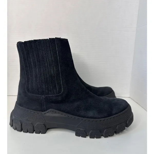Boemos Suede Platform Chelsea Boots Lug Sole Italy size 37 - Image 2